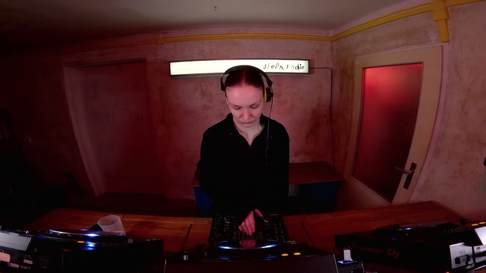 pit stop w/ Zeta Lys