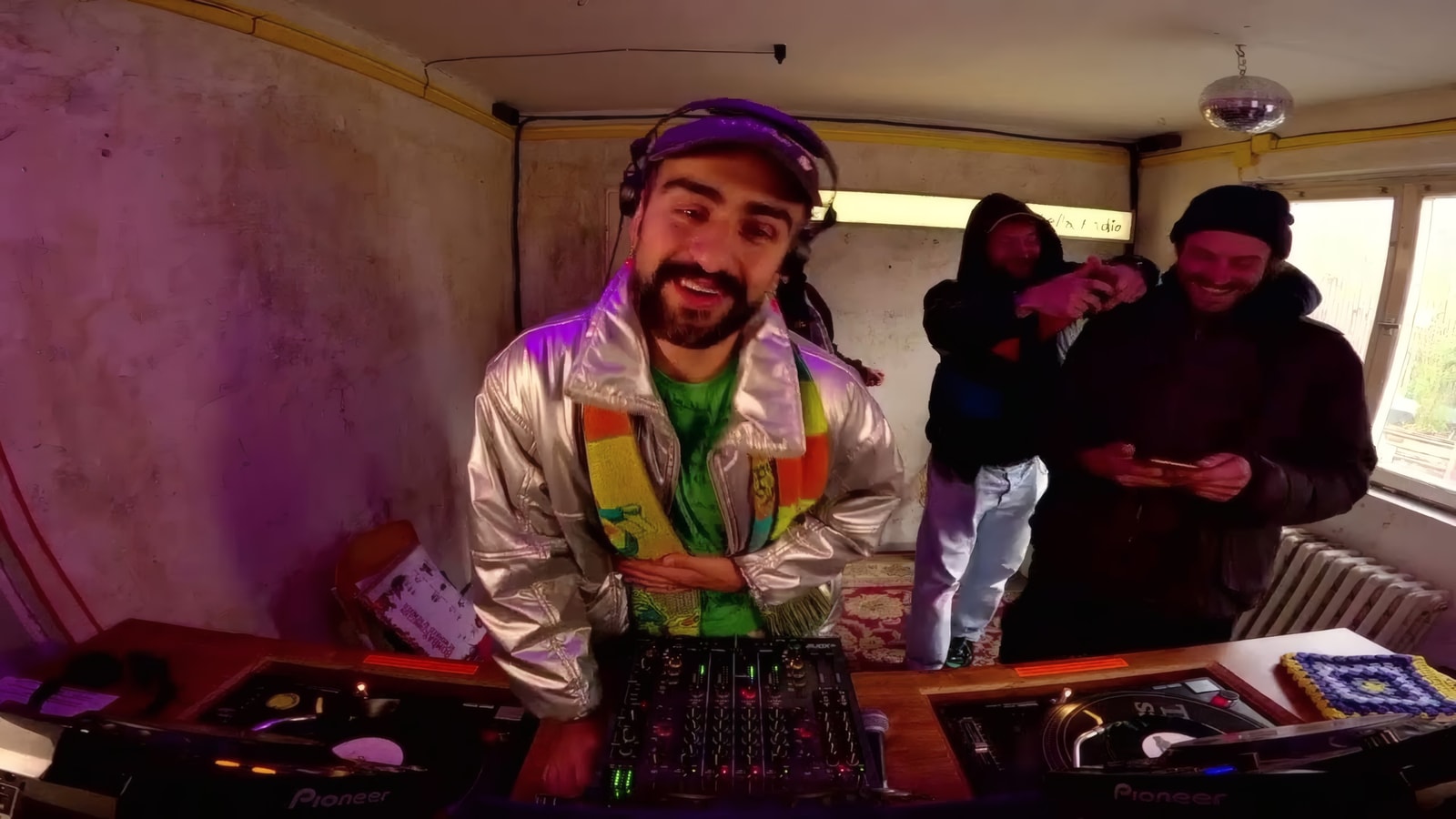 Rádio Rakytník w/ DJ How are you?