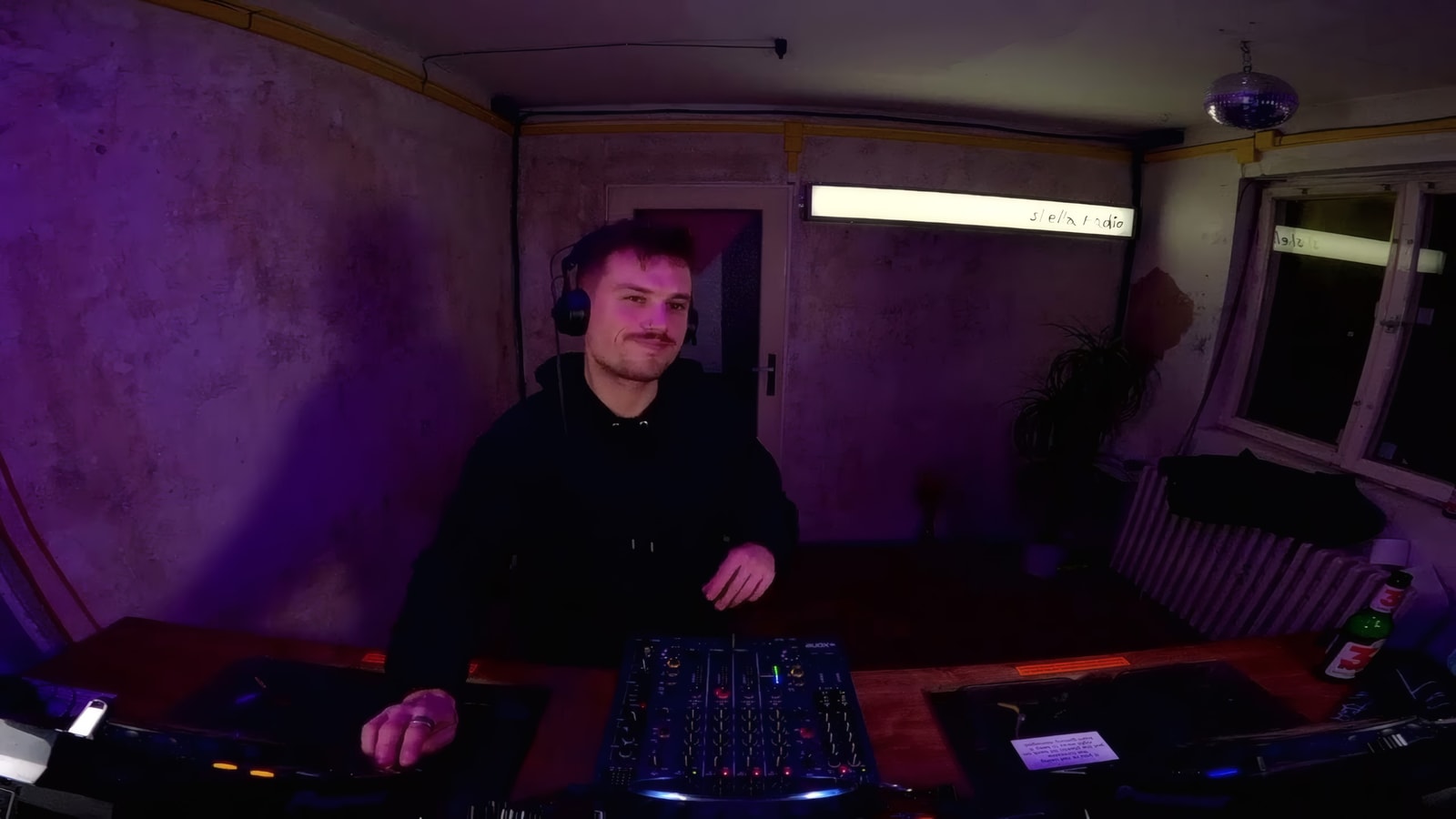 Shella Invites: Harem