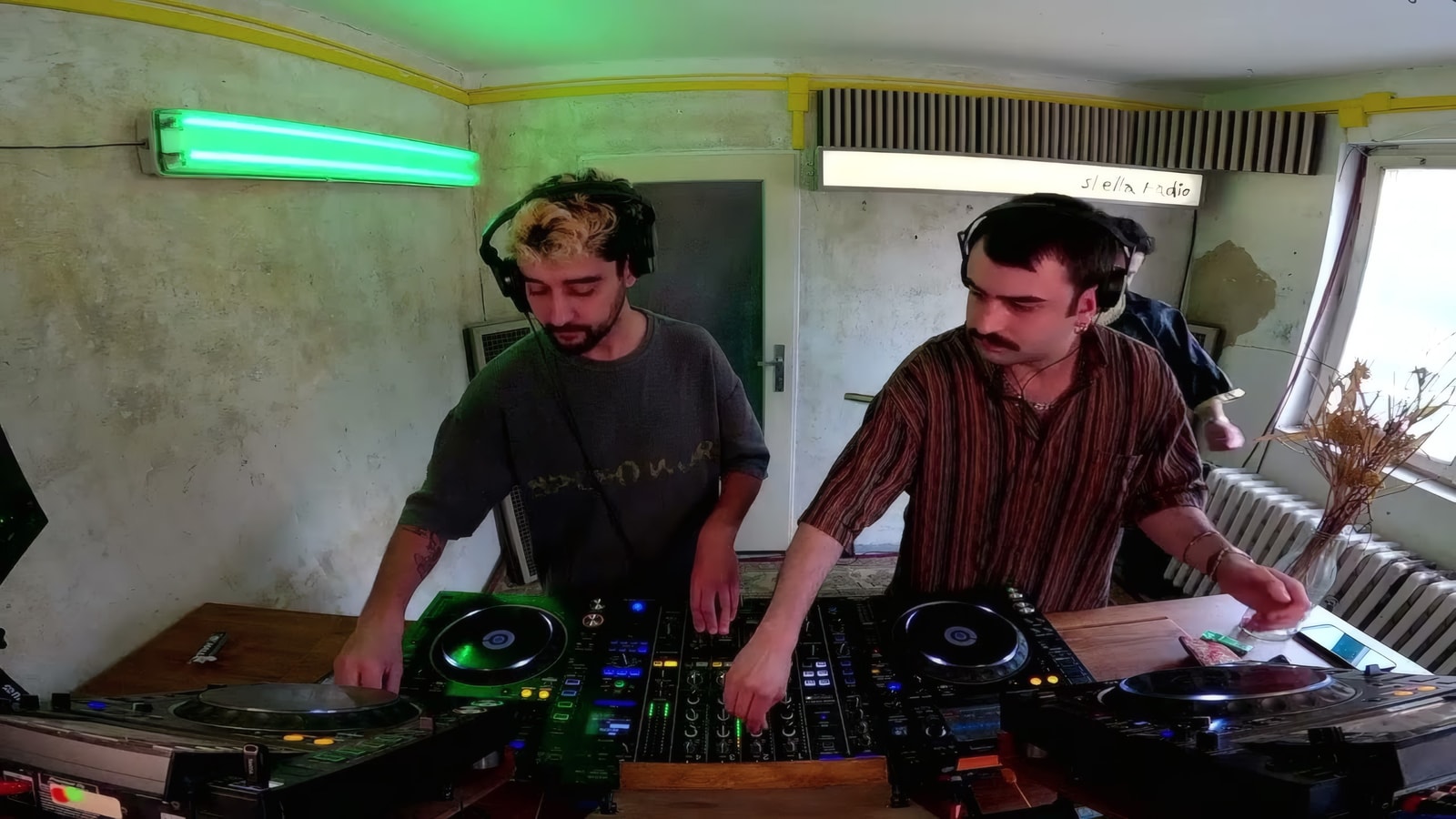 Temple of w/ Nisan & Technadze 