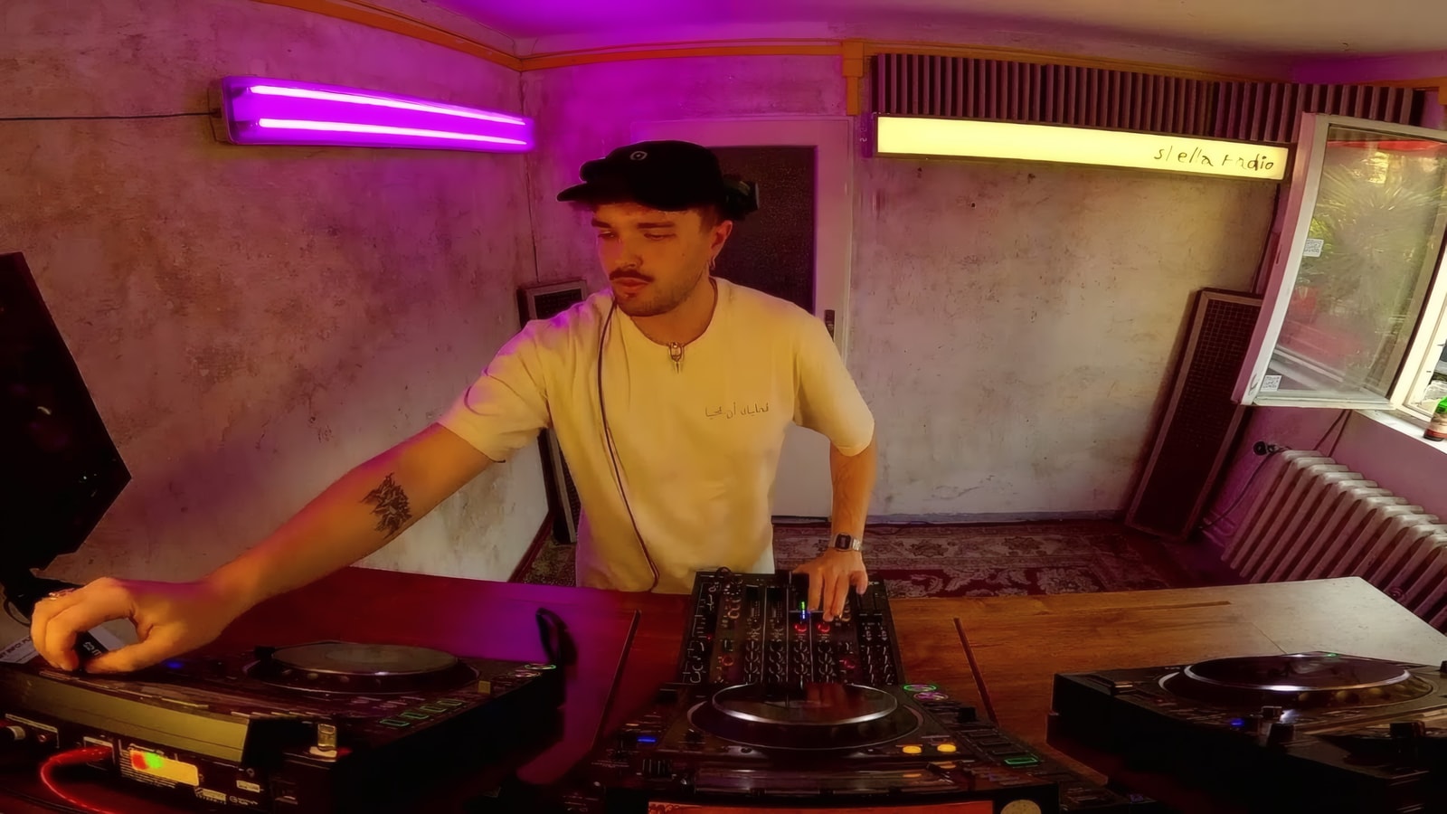 Je Ne Sais Quoi x Blasfemia w/ Spacer