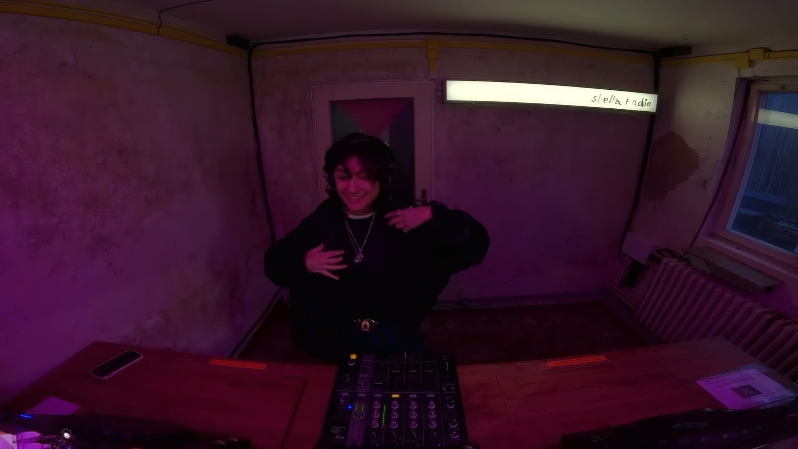 Zona Magica w/ Emisopa